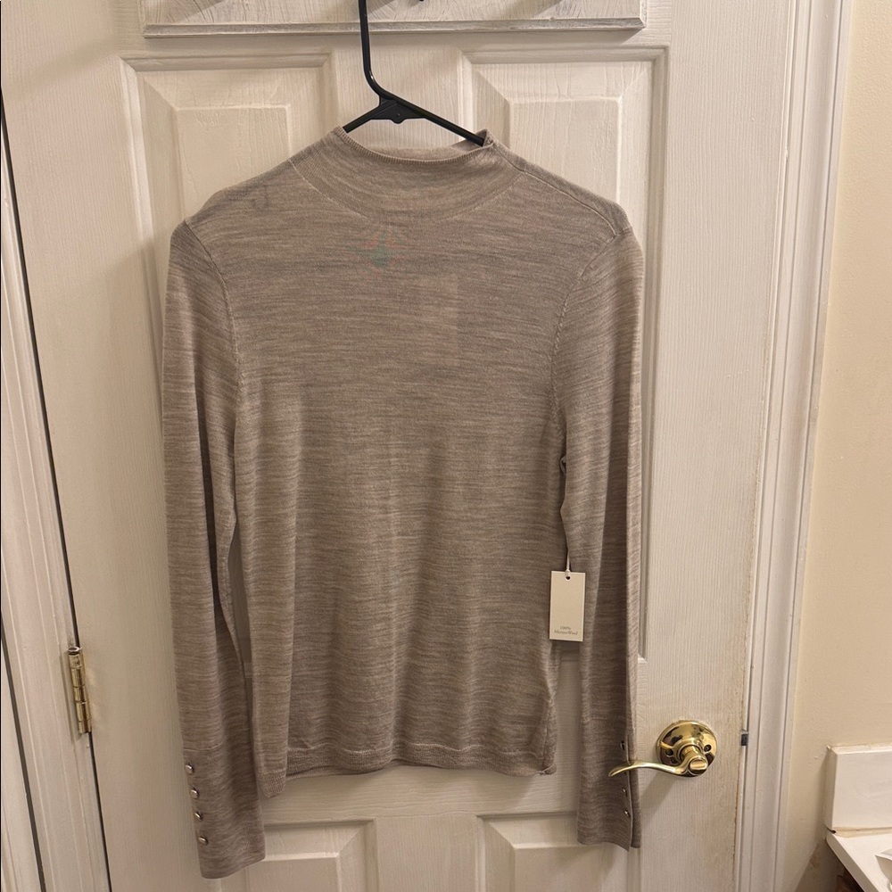 Abercrombie & Fitch Sweater